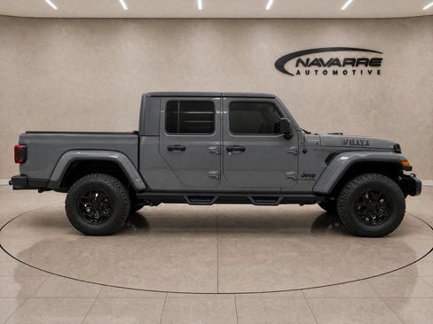 Used 2021 Jeep Gladiator Sport AWD/4WD image 8