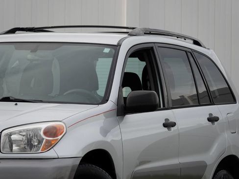 Used 2005 Toyota RAV4 4WD image 28