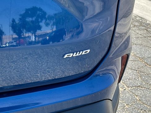 Certified 2024 Ford Edge SEL AWD/4WD image 4