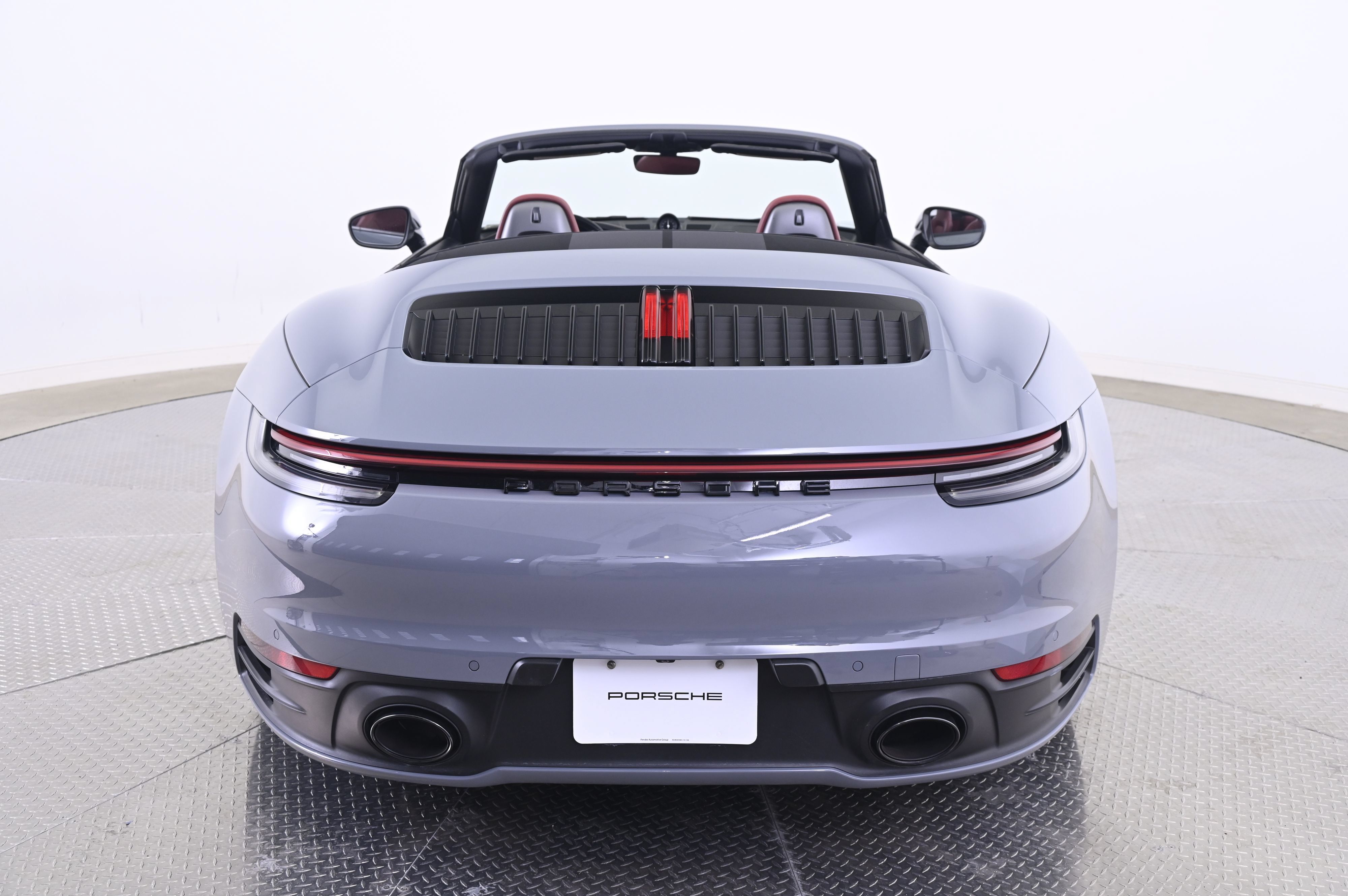 Certified 2023 Porsche 911 Carrera S RWD image 6