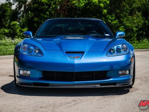 Used 2010 Chevrolet Corvette ZR1 RWD image 15
