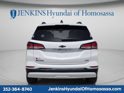 Used 2023 Chevrolet Equinox RS w/ RS Leather Package FWD image 6