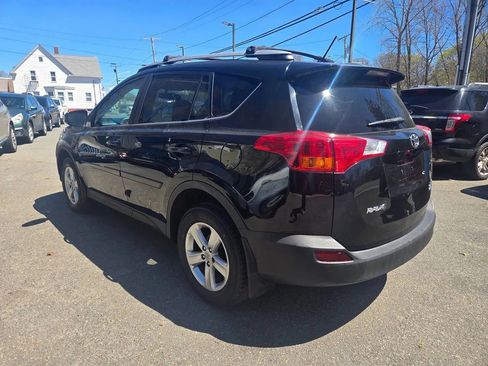 Used 2013 Toyota RAV4 XLE AWD/4WD image 10