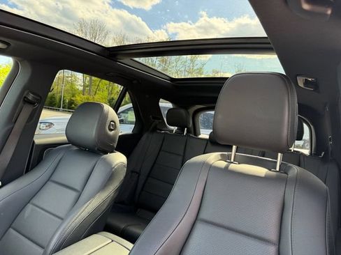 Used 2023 Mercedes-Benz GLE 350 4MATIC image 46