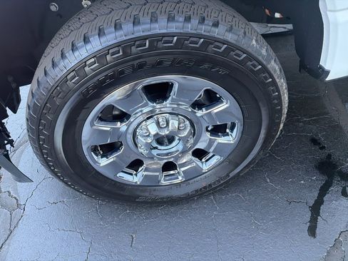 Used 2025 Ford F250 King Ranch w/ Chrome Package image 18