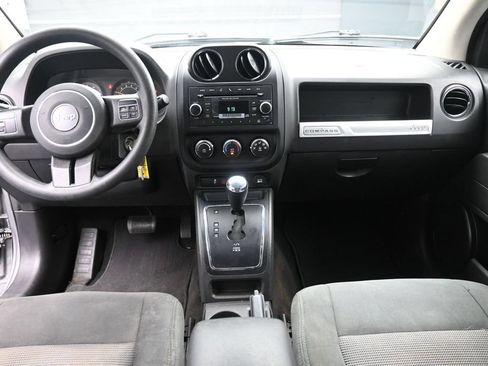Used 2016 Jeep Compass Sport FWD image 9