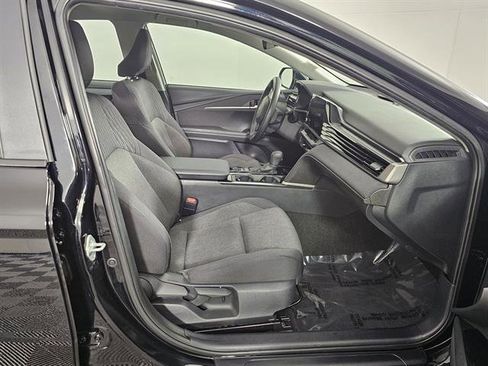 Used 2025 Toyota Camry LE image 13