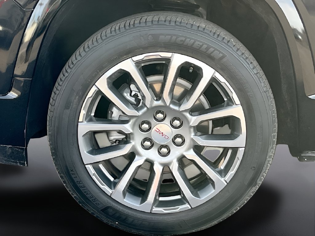 Used 2023 GMC Acadia Denali w/ Denali Technology Package FWD image 33