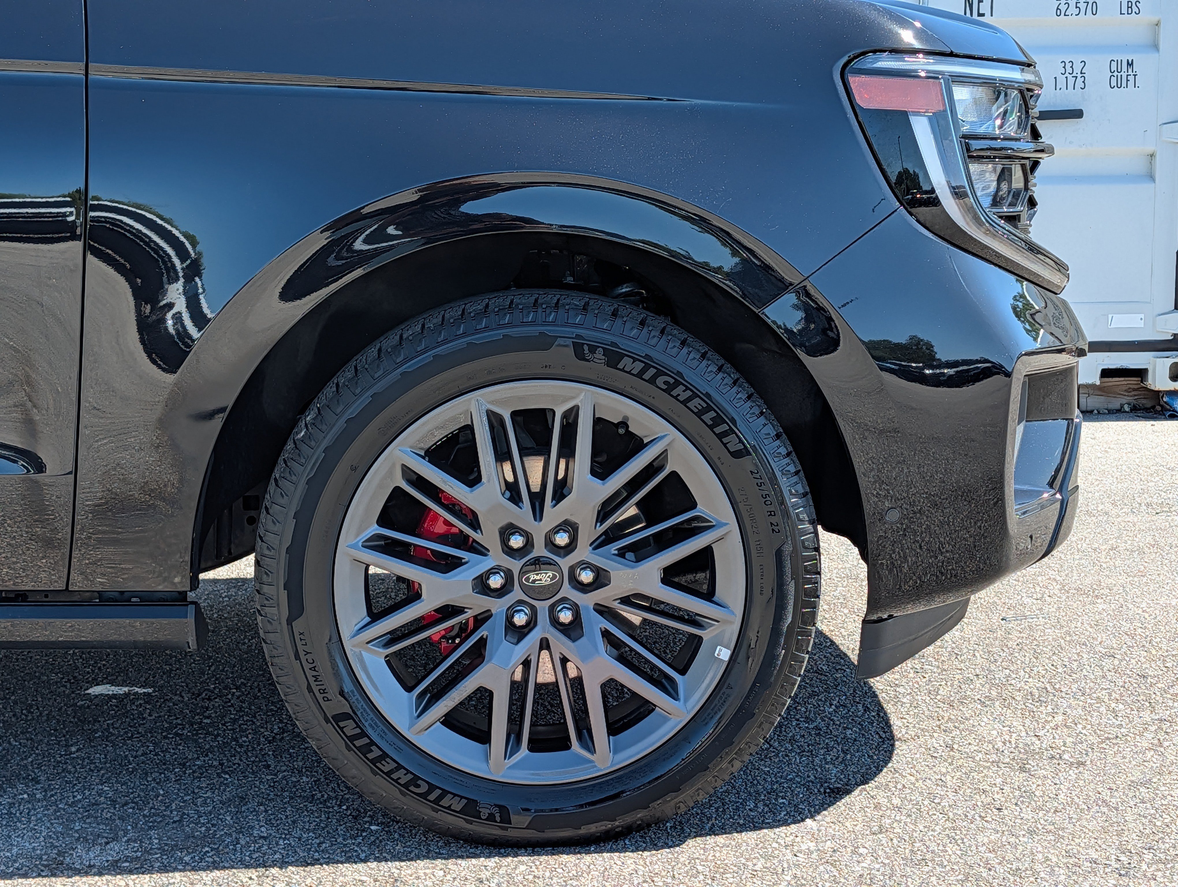 Certified 2025 Ford Expedition Platinum w/ Stealth Performance Package AWD/4WD image 12