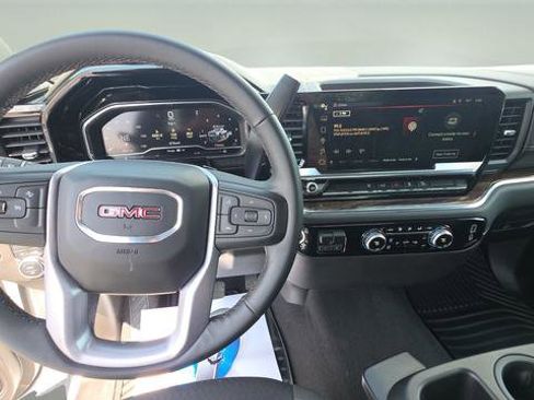 Used 2024 GMC Sierra 2500 SLE w/ SLE Convenience Package AWD/4WD image 16