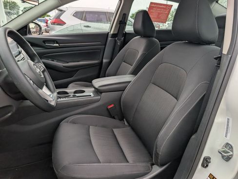 Certified 2025 Nissan Altima 2.5 SV image 25