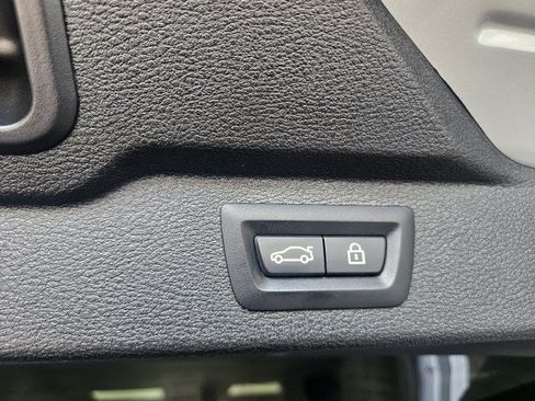 Used 2018 BMW X5 xDrive35i w/ M Sport Package AWD/4WD image 13