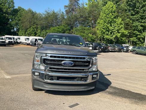 Used 2022 Ford F350 Lariat w/ Lariat Value Package AWD/4WD image 2