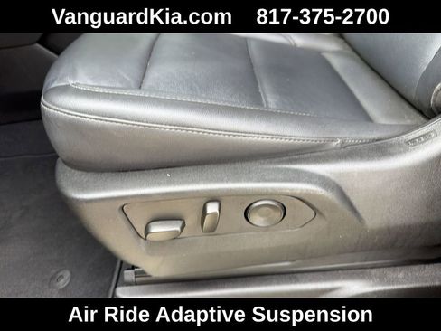 Used 2023 Chevrolet Tahoe Z71 AWD/4WD image 16