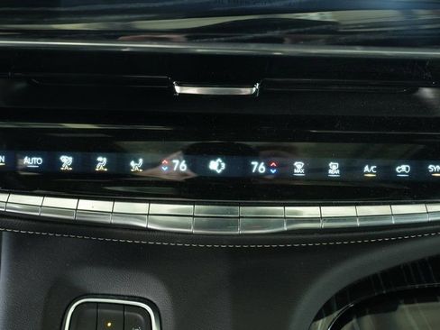 Used 2022 Cadillac Escalade ESV Sport w/ Touring Package image 33