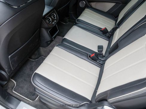Used 2022 Bentley Bentayga Speed image 88