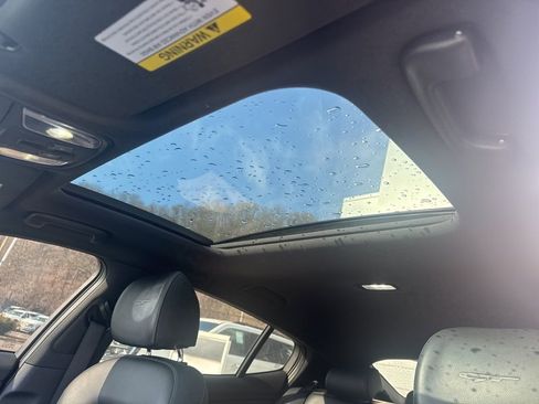 Used 2019 Kia Stinger GT1 image 17