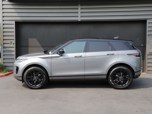 Used 2026 Land Rover Range Rover Evoque S AWD/4WD image 5