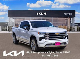 Used 2024 Chevrolet Silverado 1500 High Country w/ High Country Premium Package AWD/4WD video 1