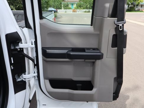 Used 2022 Ford F250 XL w/ Power Equipment Group AWD/4WD image 22
