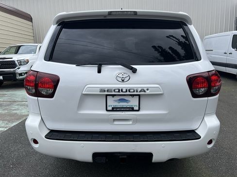 Used 2019 Toyota Sequoia SR5 image 4