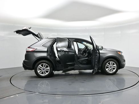 Certified 2017 Ford Edge SEL w/ Equipment Group 201A image 5