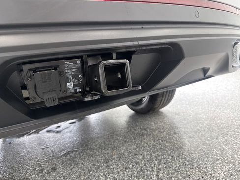 New 2026 Volkswagen Atlas SE image 9