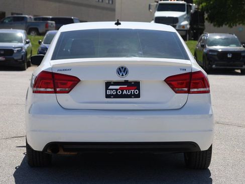 Used 2015 Volkswagen Passat 1.8T Limited Edition FWD image 10
