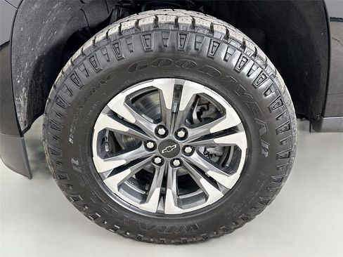 Used 2022 Chevrolet Colorado Z71 image 28