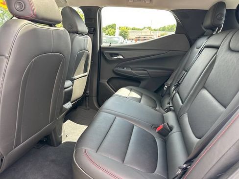 Used 2023 Chevrolet Bolt EUV Premier w/ Sun & Sound Package FWD image 15