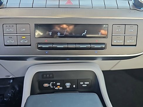 New 2026 Hyundai Kona SEL Sport AWD/4WD image 19