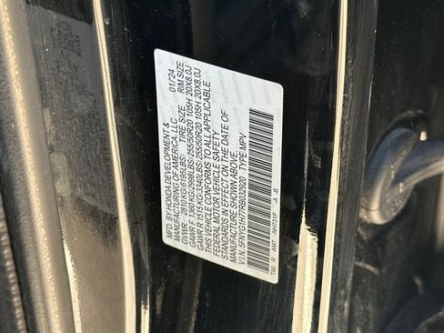 Used 2024 Honda Pilot Touring image 31