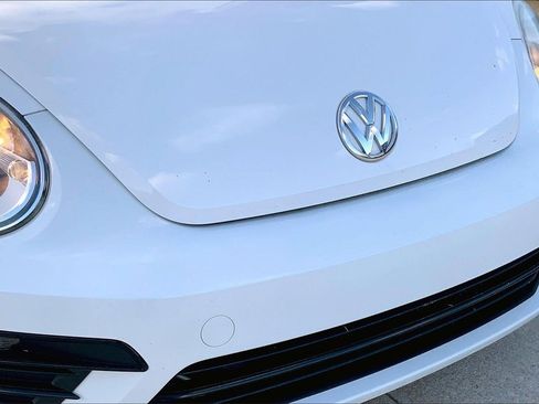 Used 2017 Volkswagen Beetle 1.8T S image 26