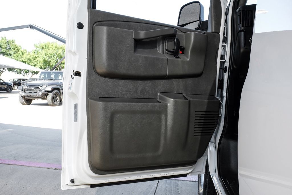 Used 2024 Chevrolet Express 2500 w/ Driver Convenience Package RWD image 40