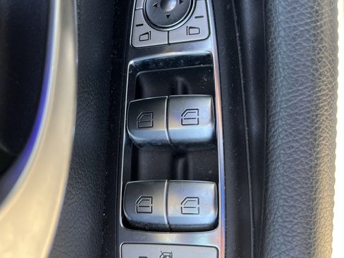 Used 2019 Mercedes-Benz E 300 4MATIC image 15