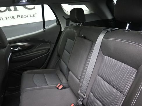 Used 2023 GMC Terrain SLE w/ Driver Convenience Package image 20