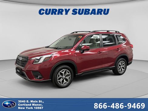 Certified 2023 Subaru Forester Premium AWD/4WD image 1