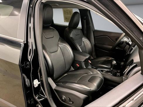 Used 2023 Jeep Cherokee Altitude Lux AWD/4WD image 30
