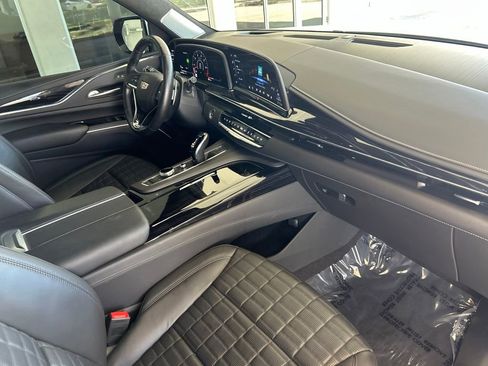 Used 2024 Cadillac Escalade V AWD/4WD image 27