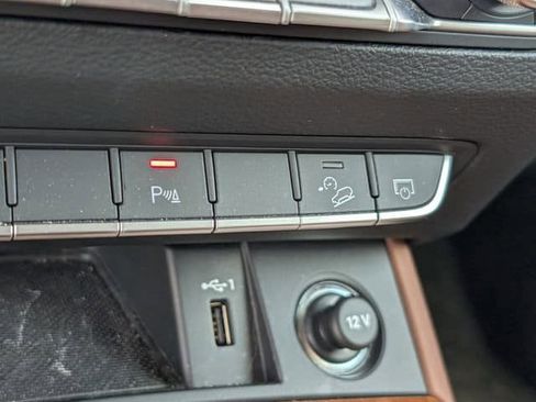 Used 2021 Audi Q5 2.0T Premium Plus w/ Premium Plus Package image 18