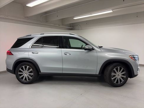 Certified 2025 Mercedes-Benz GLE 450 4MATIC image 7