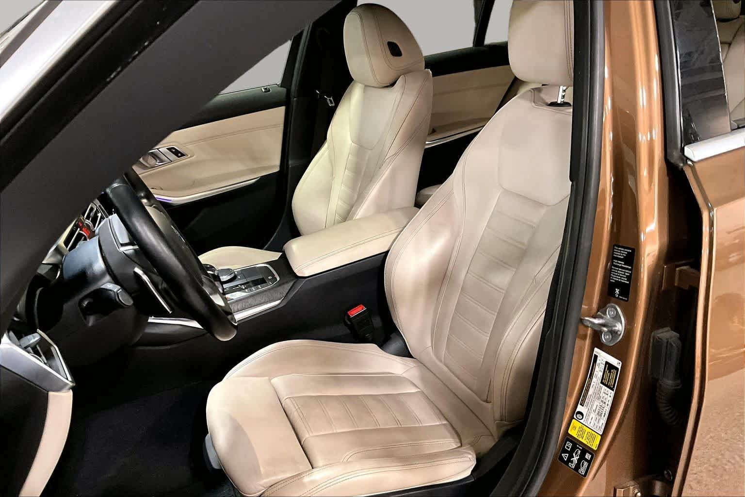 Used 2019 BMW 330i xDrive Sedan w/ Premium Package AWD/4WD image 8