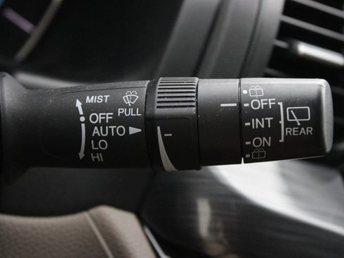 Used 2023 Honda Odyssey Elite image 35