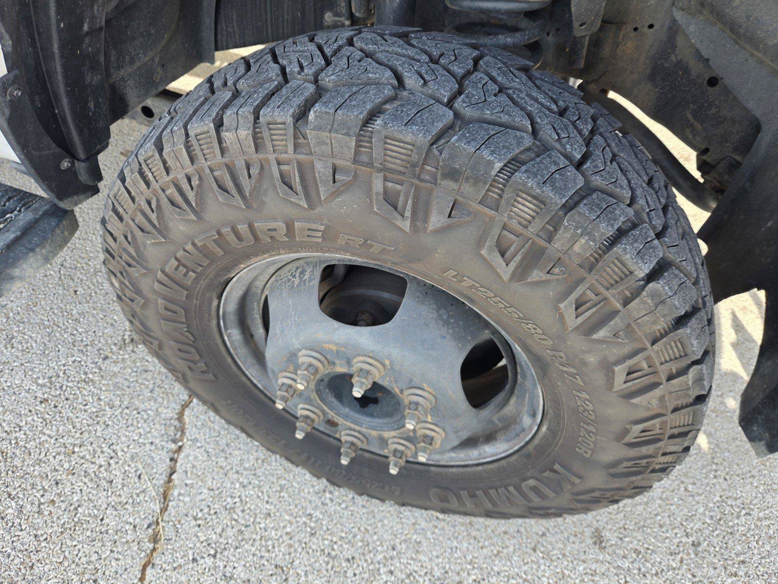 Used 2024 RAM 3500 Tradesman w/ Chrome Appearance Group AWD/4WD image 34