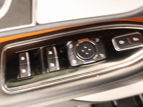 Used 2019 Lincoln Navigator Reserve w/ Cargo Package AWD/4WD image 19
