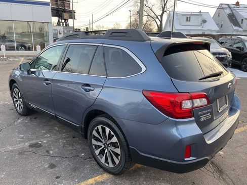 Used 2016 Subaru Outback 3.6R Limited image 7