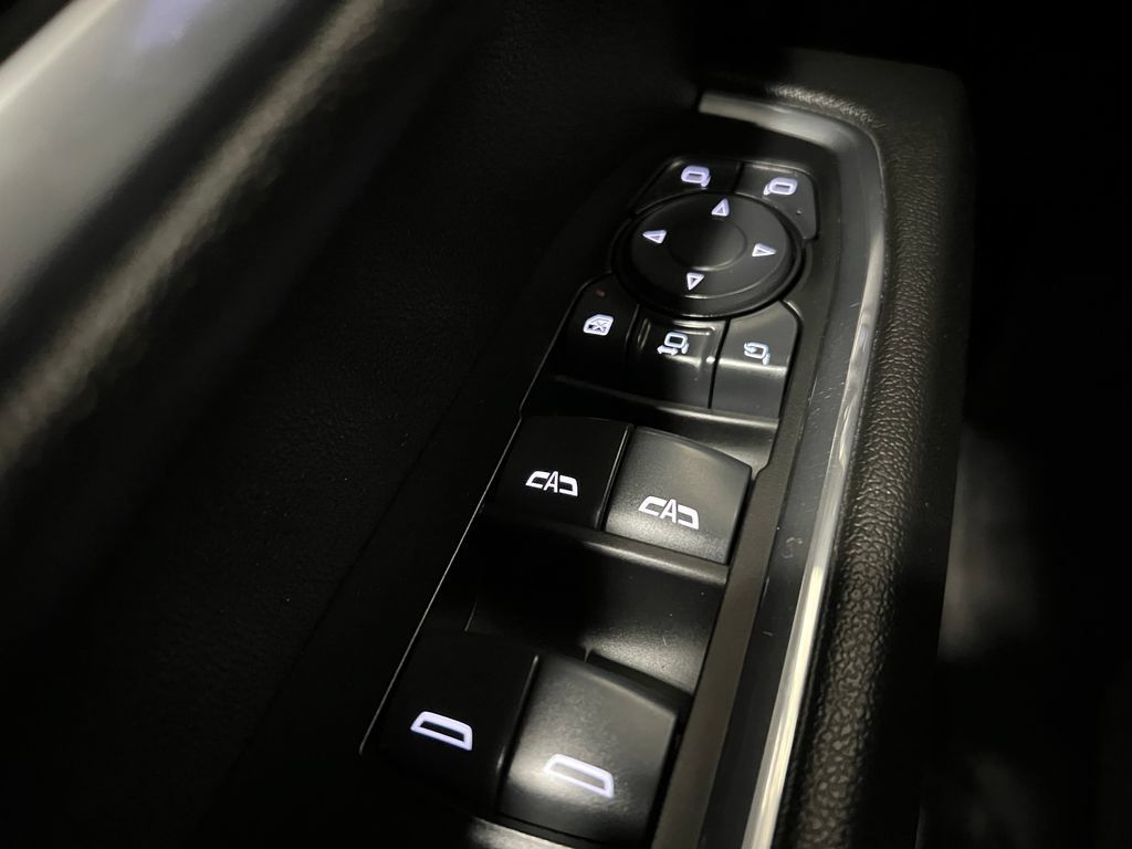 Used 2024 Chevrolet Silverado 3500 High Country w/ Technology Package AWD/4WD image 7
