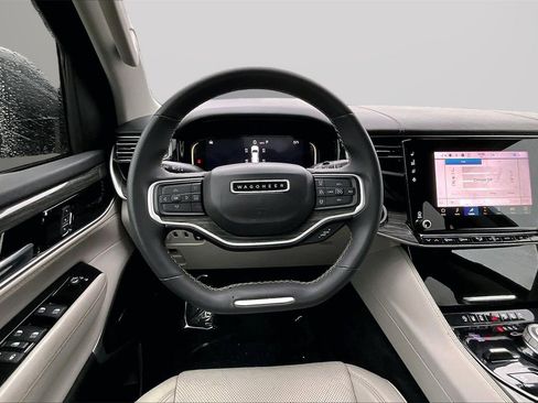 Used 2022 Jeep Wagoneer Series III image 11