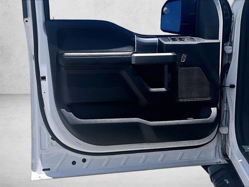 Used 2017 Ford F150 XLT w/ Equipment Group 302A Luxury RWD image 18