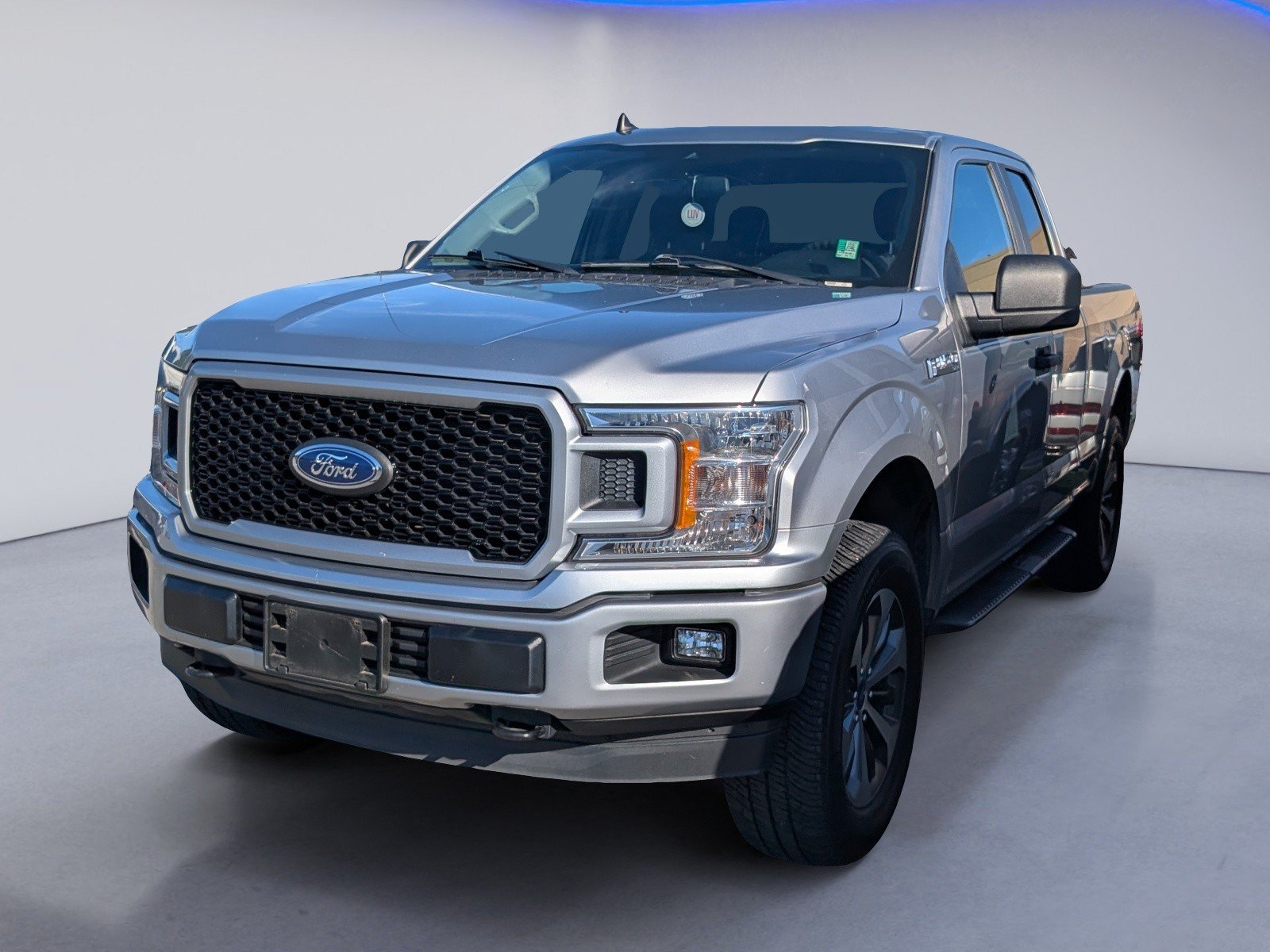 Used 2020 Ford F150 XL w/ Equipment Group 101A Mid AWD/4WD image 2